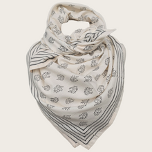 Charger l'image dans la galerie, Carré de coton femme noir et blanc