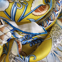 Charger l'image dans la galerie, Carré de soie Abby jaune