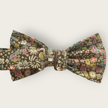 Charger l'image dans la galerie, Noeud Papillon Liberty kaki