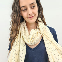 Charger l'image dans la galerie, Foulard Lou crème