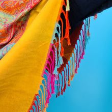 Charger l'image dans la galerie, Écharpe Pashmina Indie jaune