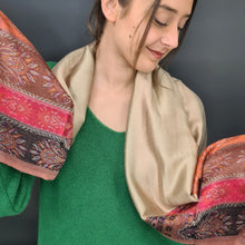 Charger l'image dans la galerie, Écharpe Pashmina Indie beige