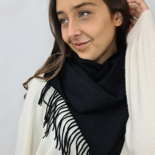 Charger l'image dans la galerie, Écharpe mixte Cachemire et Laine Andréa Noir