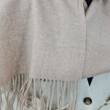 Charger l'image dans la galerie, Écharpe mixte Cachemire et laine Andréa beige