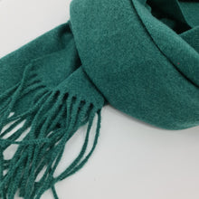 Charger l'image dans la galerie, Étole mixte Cachemire et Laine Andréa vert sapin