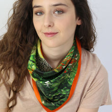 Charger l'image dans la galerie, Petit foulard soie vert