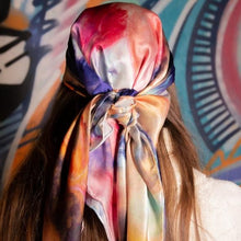 Charger l'image dans la galerie, Carré de soie multicolore violet rose beige