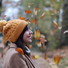 Charger l'image dans la galerie, Bonnet Loan cachemire moutarde