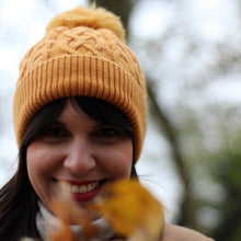 Charger l'image dans la galerie, Bonnet Loan cachemire moutarde