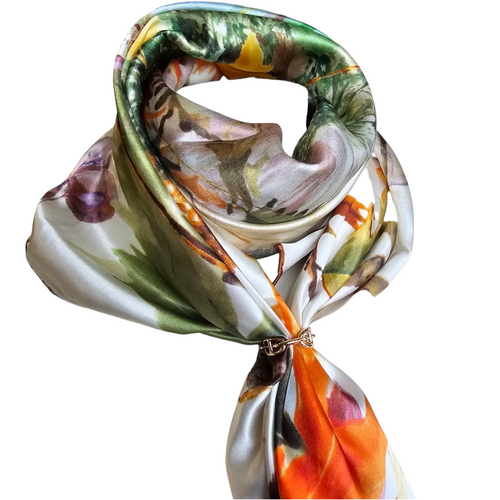 Grand Foulard en soie naturelle aux motifs floraux vibrants. Ses nuances de vert, d'orange, de violet et de blanc s'entrelacent pour créer un design élégant et raffiné. Doux au toucher, il ajoute une touche sophistiquée à toutes vos tenues. Idéal pour les amoureuses de la nature et du style intemporel.

